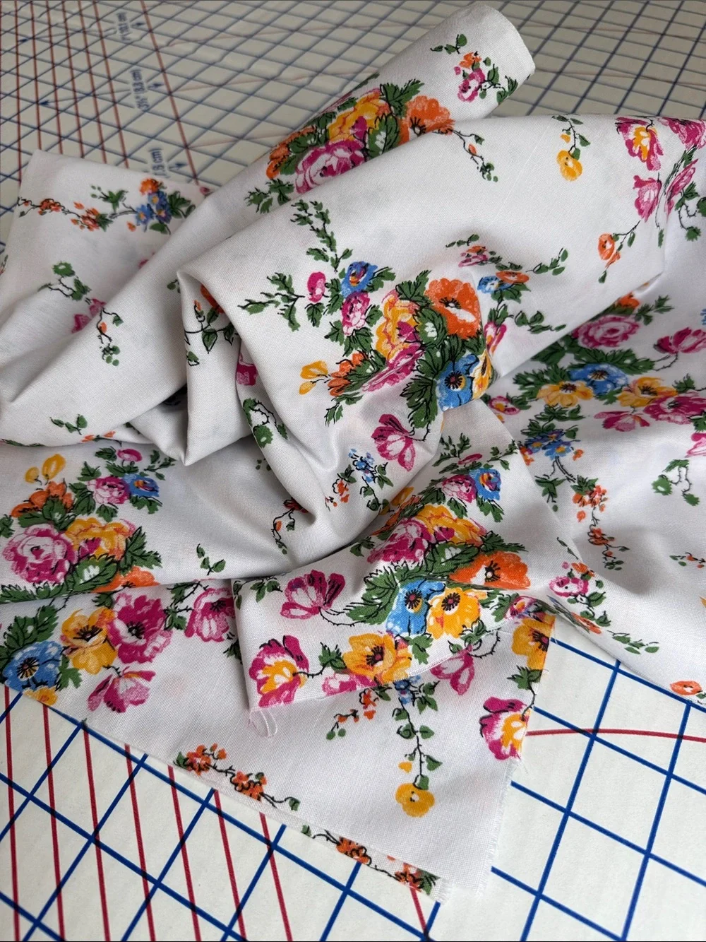 Vintage Floral Cotton Poly Fabric White Pink Blue Orange Bouquet Print 1 1/3 Yds
